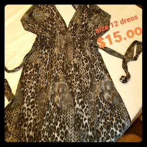 Key hole back stretchy dress